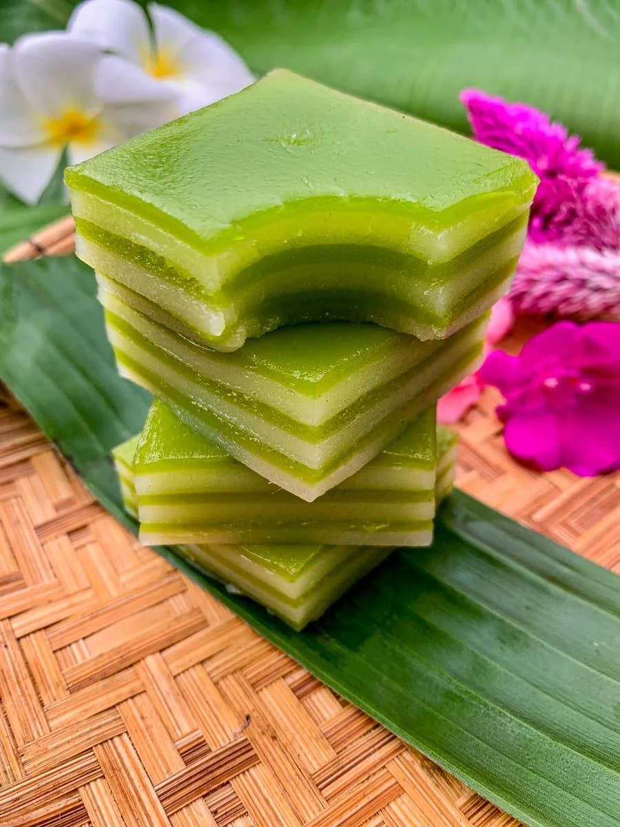 ขนมชั้นสีพาสเทล (หวานละมุน)
